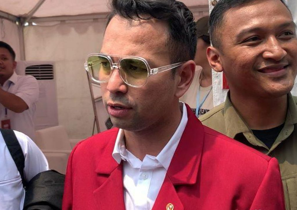 Raffi Ahmad Menanggapi Keluhan Rafathar tentang Nagita Slavina yang Susah Mandi di Acara KDM