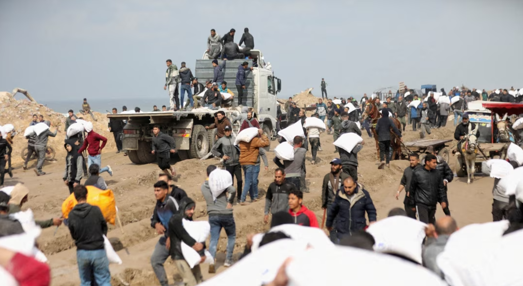 puluhan-warga-gaza-tewas-saat-berebut-bantuan-krisis-kemanusiaan-semakin-parah